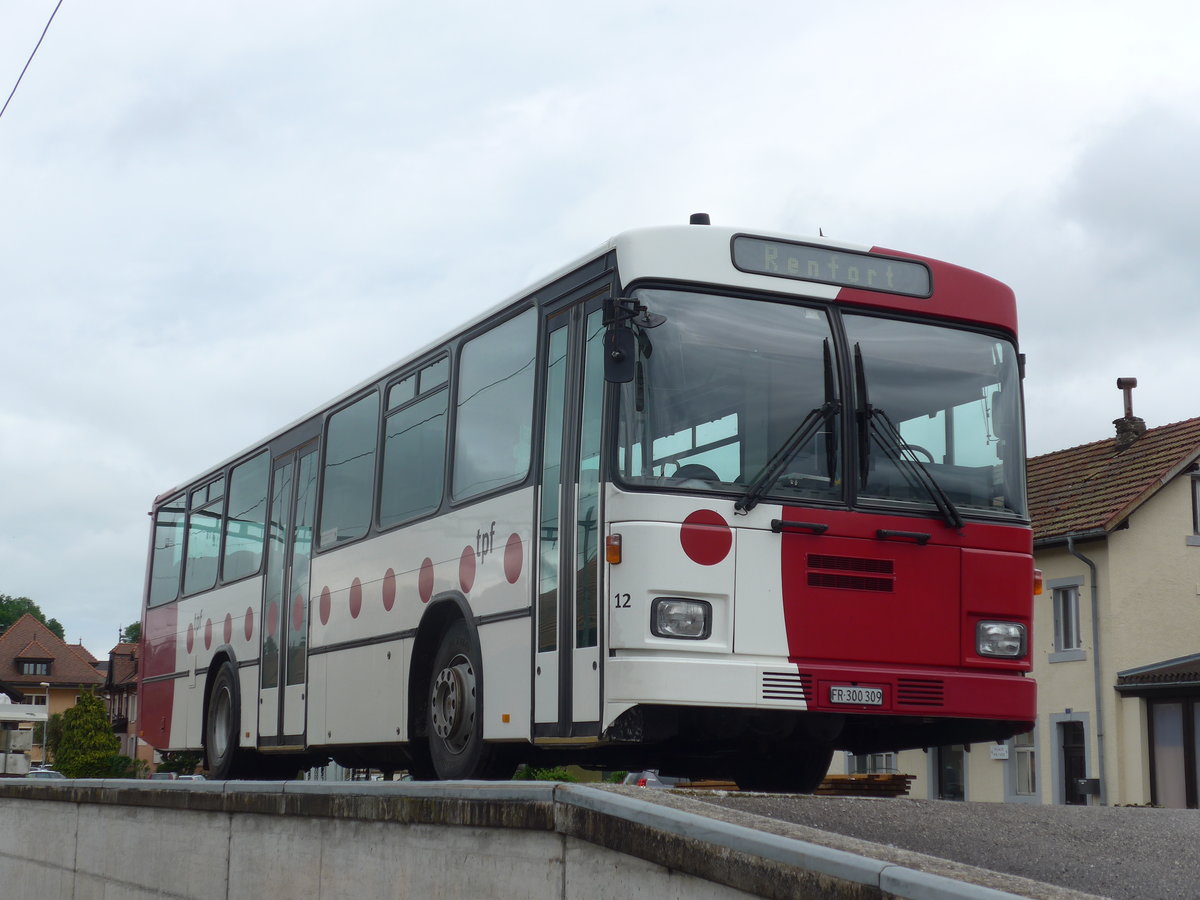 (171'802) - TPF Fribourg - Nr. 12/FR 300'309 - Volvo/Lauber (ex GFM Fribourg Nr. 12) am 13. Juni 2016 beim Bahnhof Chtel-St-Denis