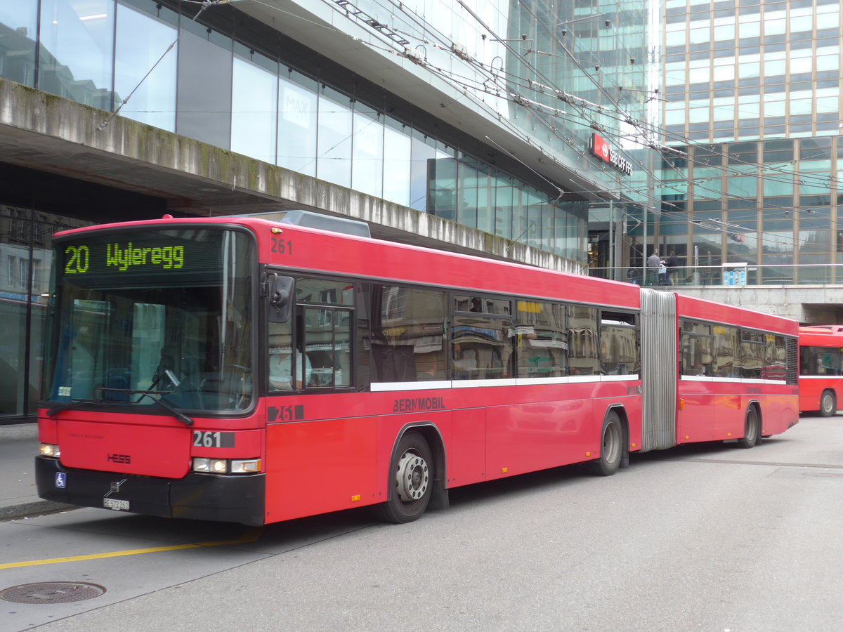 (171'862) - Bernmobil, Bern - Nr. 261/BE 572'261 - Volvo/Hess am 13. Juni 2016 beim Bahnhof Bern