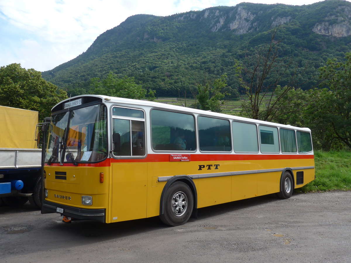 (172'013) - Gloor, Staufen -  P 26'516  - Saurer/Hess (ex ALMAT, Tagelswangen; ex P 26'516) am 25. Juni 2016 in Aigle, Saurertreffen