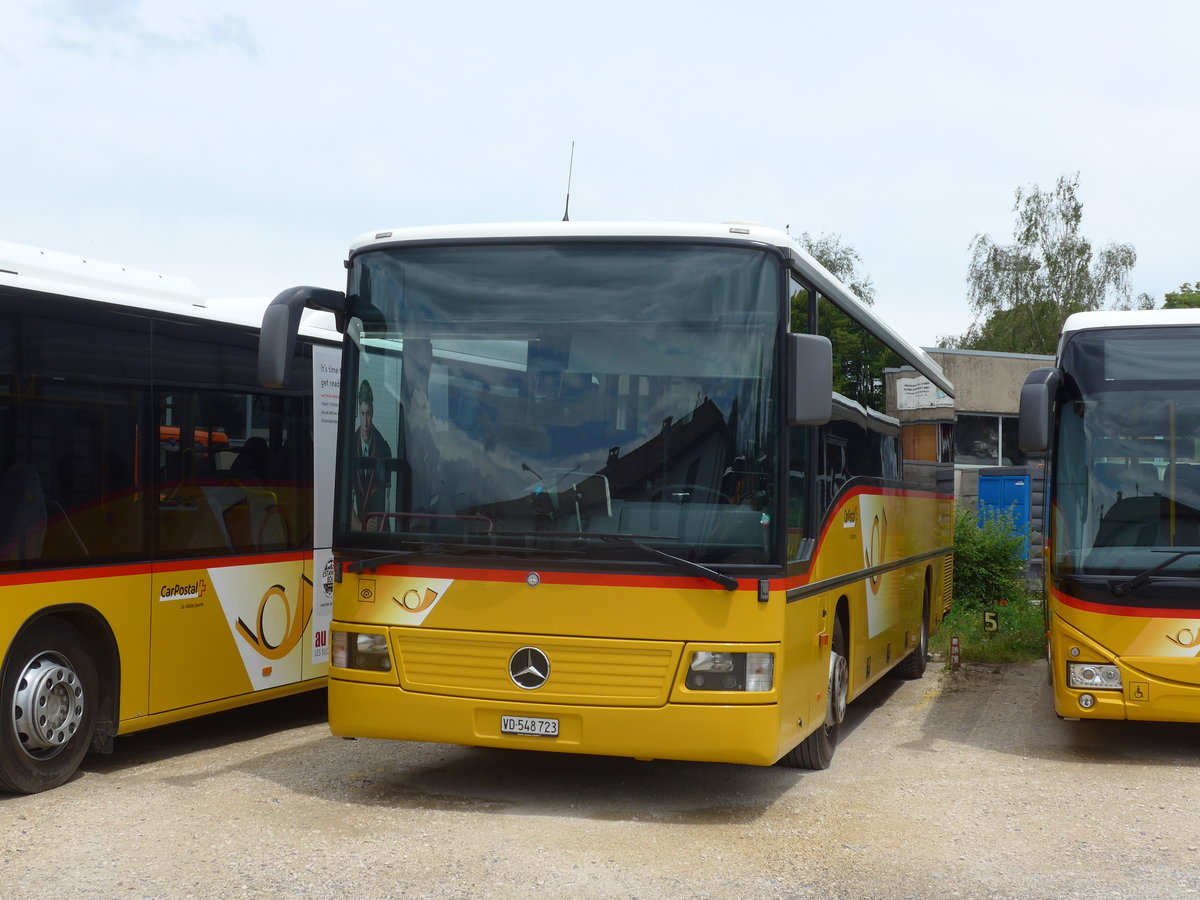 (172'175) - CarPostal Ouest - VD 548'723 - Mercedes am 25. Juni 2016 in Yverdon, Garage