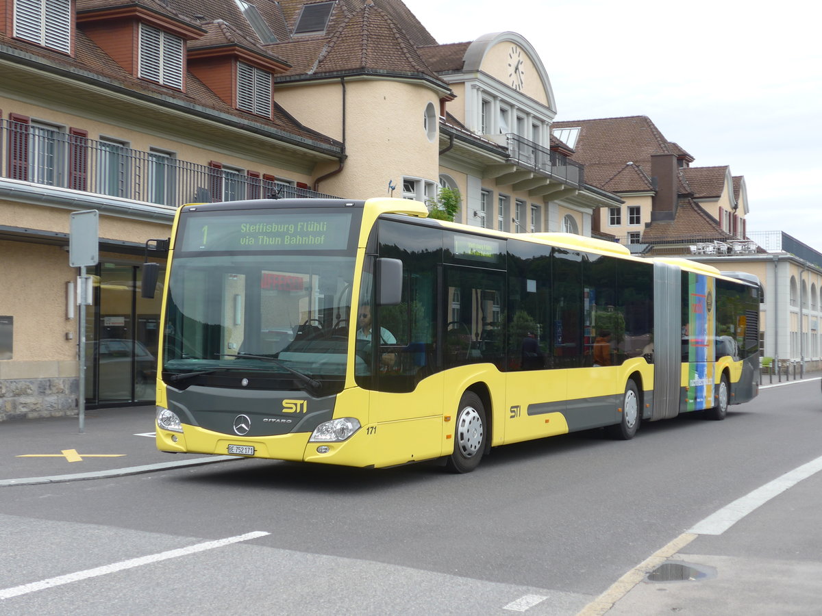 (172'531) - STI Thun - Nr. 171/BE 752'171 - Mercedes am 26. Juni 2016 beim Bahnhof Spiez