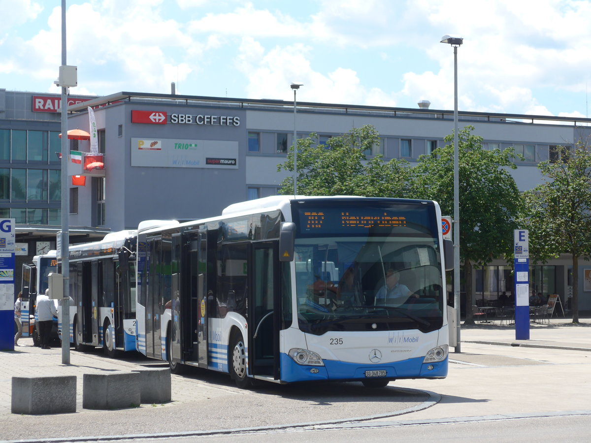 (172'640) - WilMobil, Wil - Nr. 235/SG 348'785 - Mercedes am 27. Juni 2016 beim Bahnhof Wil