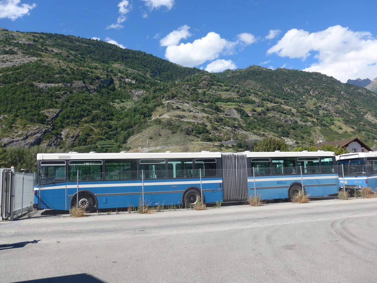 (172'748) - Ruffiner, Turtmann - Nr. 115 - Volvo/R&J (ex VBL Luzern Nr. 115) am 3. Juli 2016 in Turtmann, Garage