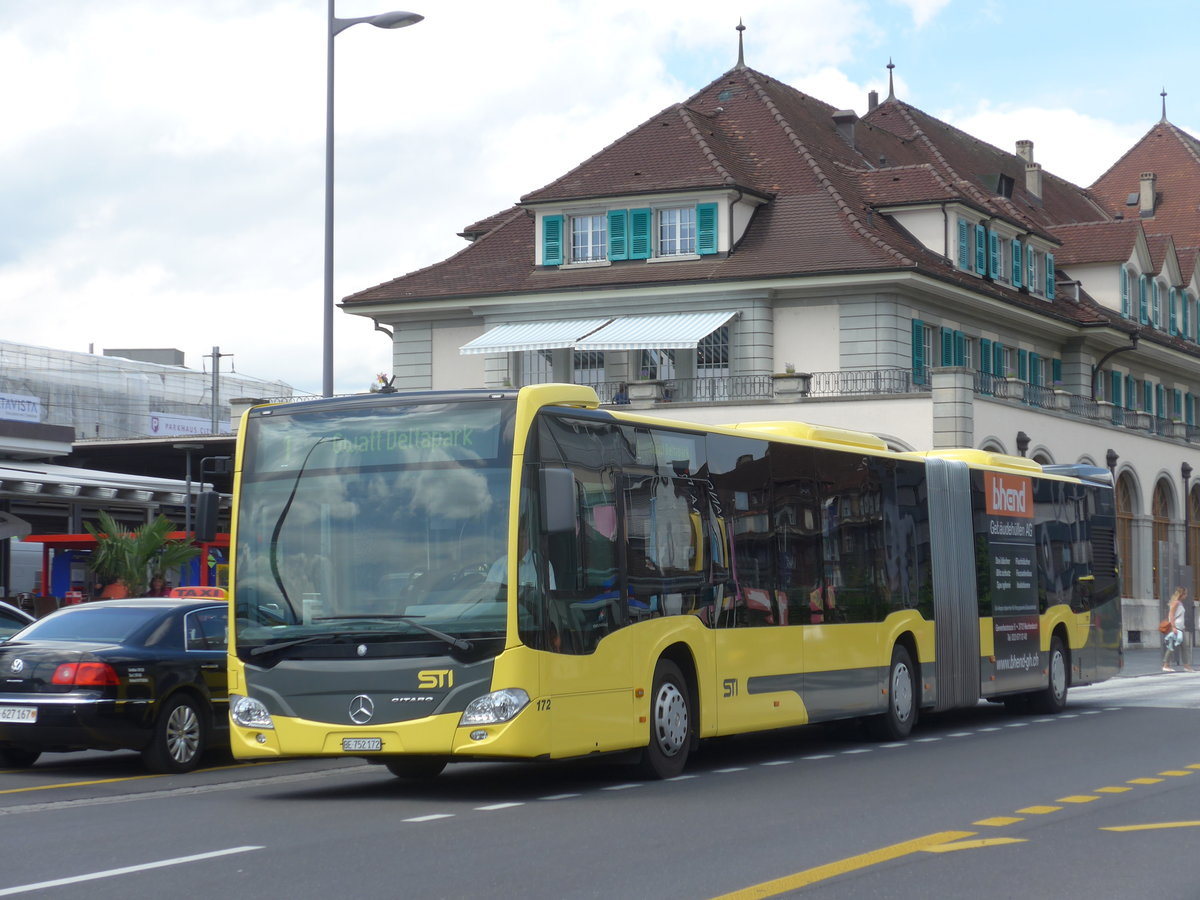 (172'777) - STI Thun - Nr. 172/BE 752'172 - Mercedes am 6. Juli 2016 beim Bahnhof Thun