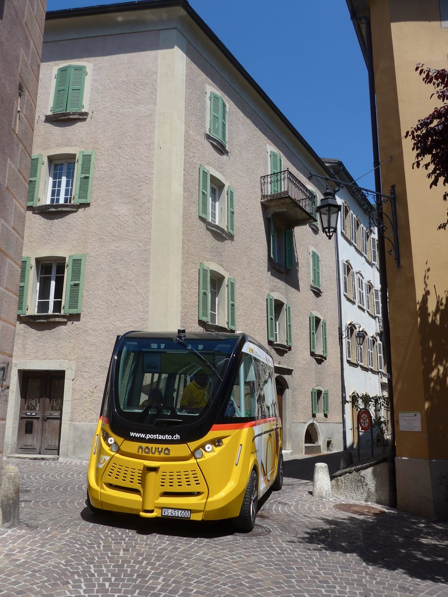 (172'831) - PostAuto Wallis - VS 451'600 - Navya am 10. Juli 2016 in Sion, Mathieu-Schiner