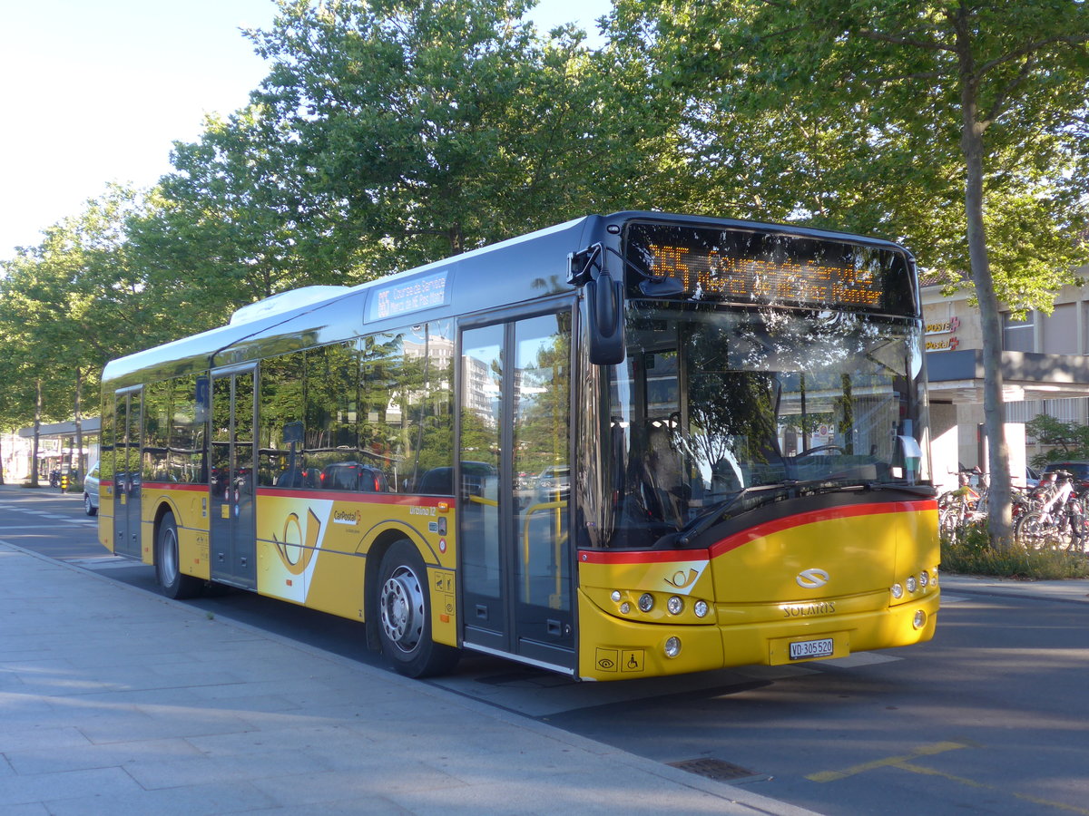 (173'116) - CarPostal Ouest - VD 305'520 - Solaris am 18. Juli 2016 beim Bahnhof Yverdon