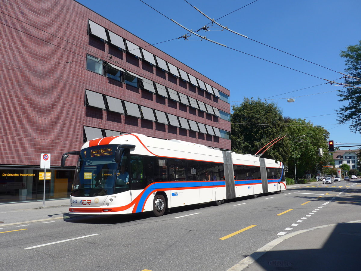 (173'750) - VBL Luzern - Nr. 242 - Hess/Hess Doppelgelenktrolleybus am 8. August 2016 in Luzern, Maihof