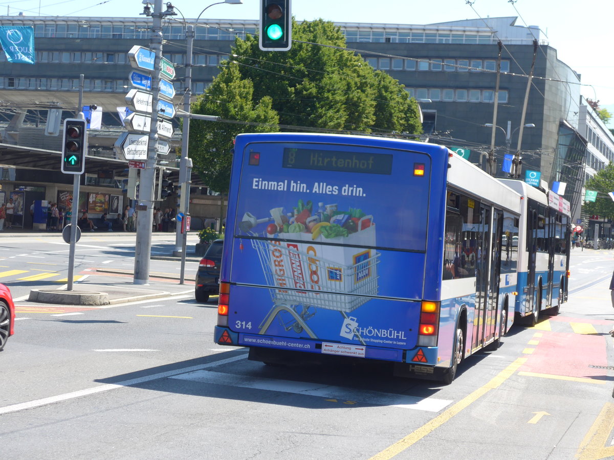 (173'825) - VBL Luzern - Nr. 314 - Lanz+Marti/Hess Personenanhnger am 8. August 2016 beim Bahnhof Luzern