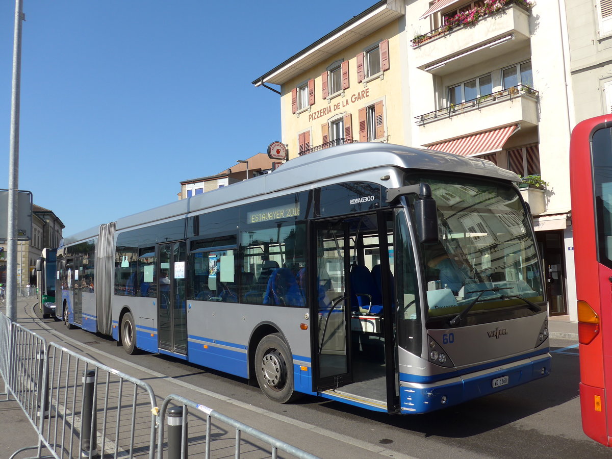 (174'398) - VMCV Clarens - Nr. 60/VD 1360 - Van Hool am 28. August 2016 beim Bahnhof Payerne