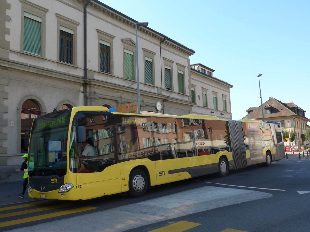 (174'402) - STI Thun - Nr. 172/BE 752'172 - Mercedes am 28. August 2016 beim Bahnhof Payerne