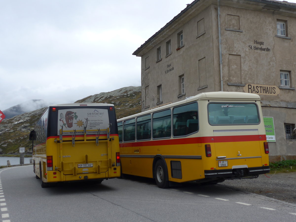 (174'961) - PostAuto Graubnden - GR 102'306 - Volvo am 18. September 2016 in San Bernardino, Ospizio