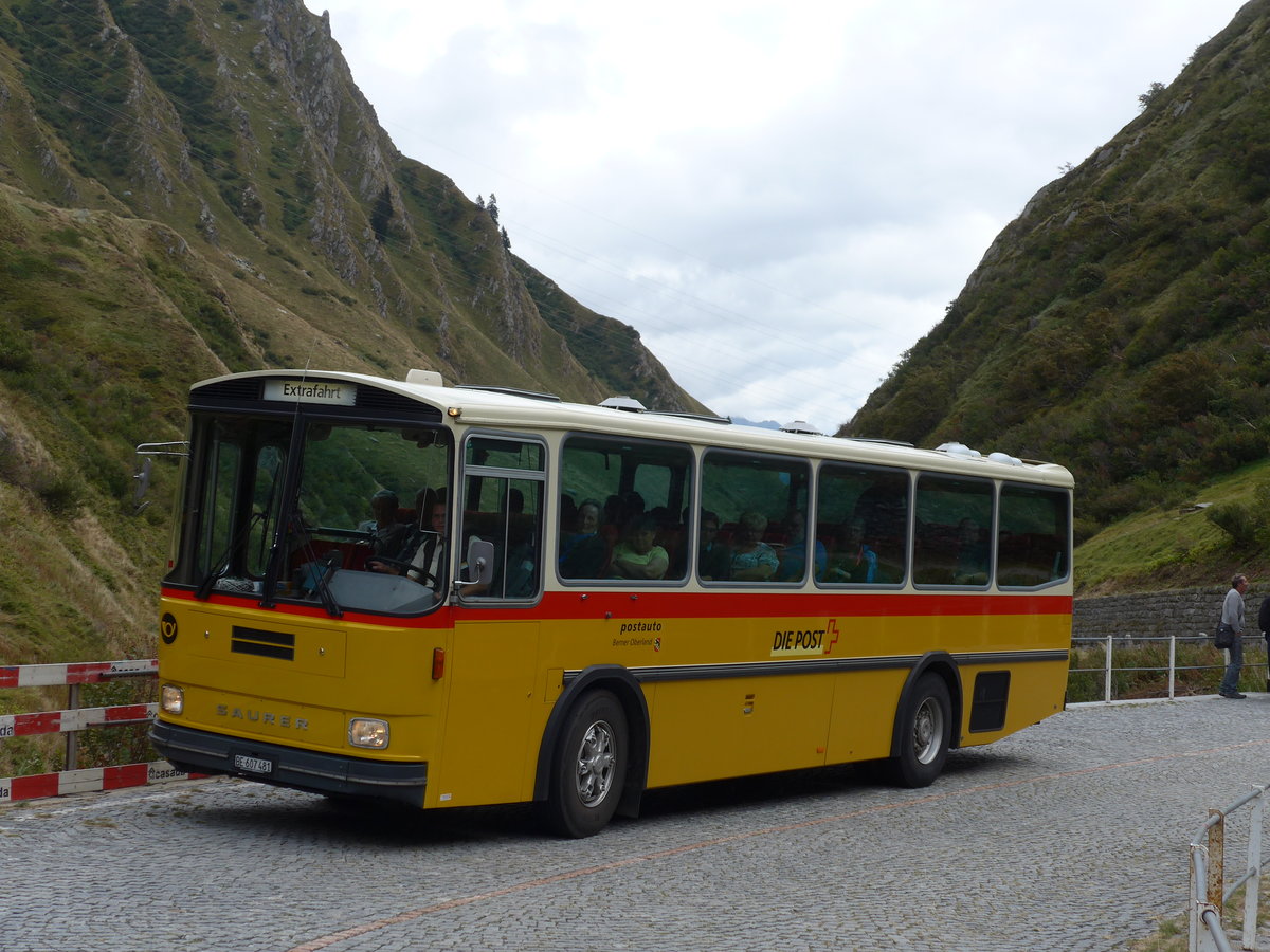 (174'989) - AVG Meiringen - Nr. 74/BE 607'481 - Saurer/R&J (ex P 24'357) am 18. September 2016 am Gotthard, Alte Tremolastrasse