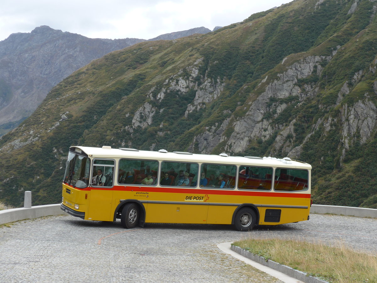 (175'000) - AVG Meiringen - Nr. 74/BE 607'481 - Saurer/R&J (ex P 24'357) am 18. September 2016 am Gotthard, Alte Tremolastrasse