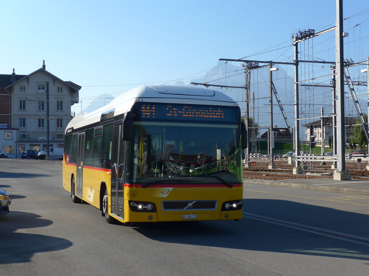 (175'073) - TPC Aigle - VS 206'172 - Volvo am 24. September 2016 beim Bahnhof Aigle