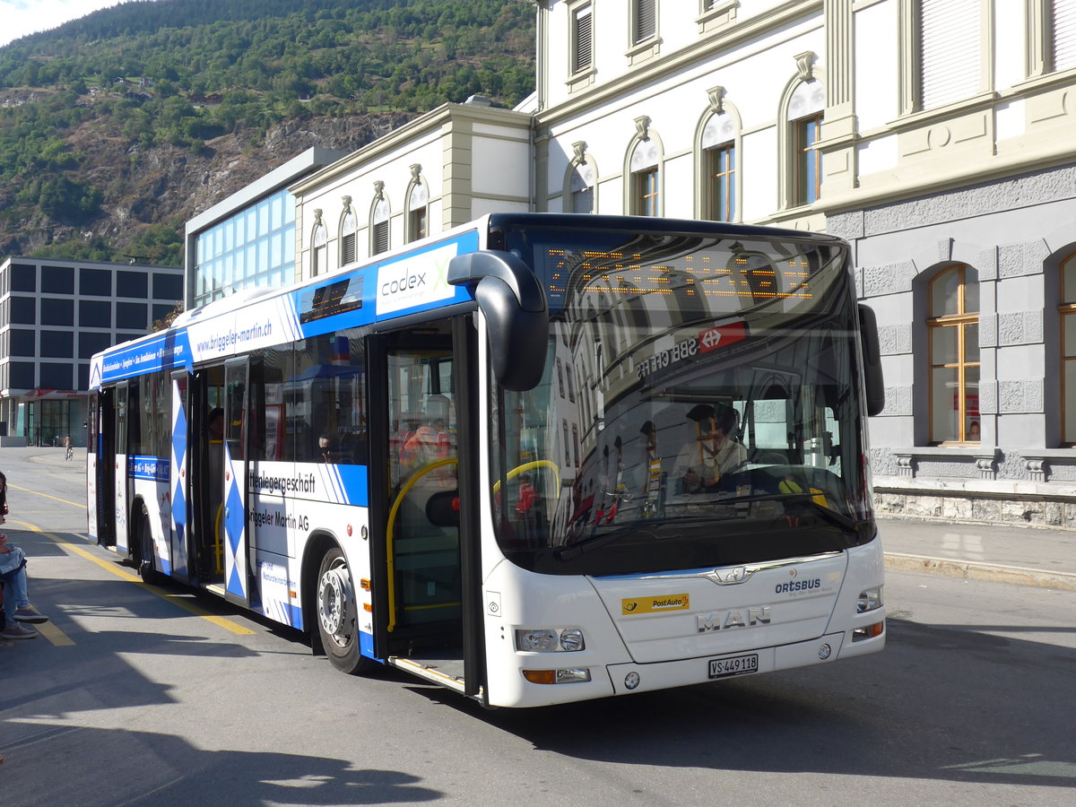 (175'148) - PostAuto Wallis - VS 449'118 - MAN am 24. September 2016 beim Bahnhof Brig