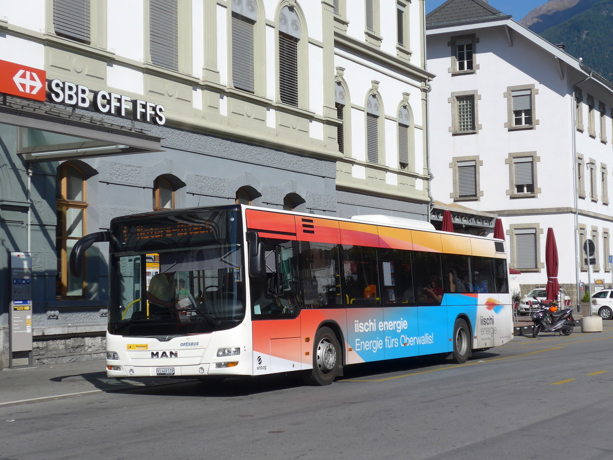 (175'154) - PostAuto Wallis - VS 449'119 - MAN am 24. September 2016 beim Bahnhof Brig