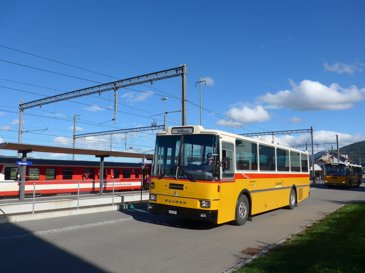 (175'403) - Amstein, Willisau - LU 90'998 U - Saurer/R&J (ex Thepra, Stans Nr. 17; ex Gowa, Stans Nr. 17) am 2. Oktober 2016 beim Bahnhof Glovelier