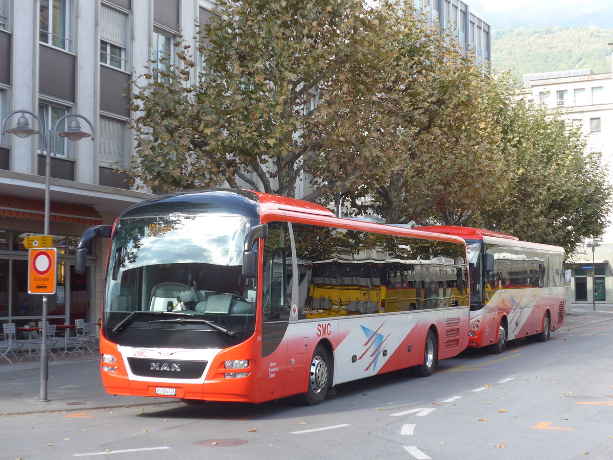 (175'566) - SMC Montana - Nr. 34/VS 224'534 - MAN am 9. Oktober 2016 beim Bahnhof Sierre (prov. Haltestlle)