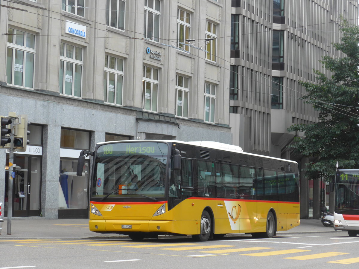 (175'675) - PostAuto Ostschweiz - SG 267'068 - Van Hool am 15. Oktober 2016 beim Bahnhof St. Gallen