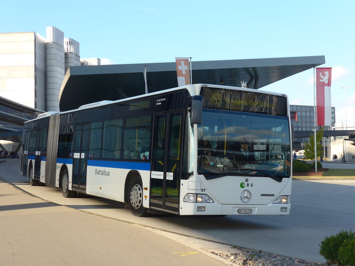 (175'694) - Welti-Furrer, Bassersdorf - Nr. 97/ZH 718'197 - Mercedes am 15. Oktober 2016 in Zrich, Flughafen