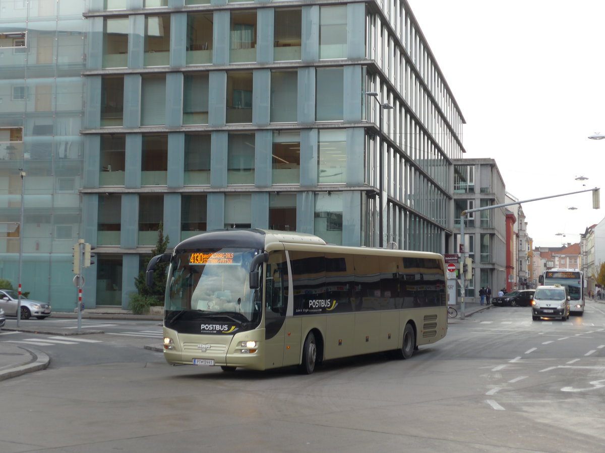 (175'812) - PostBus - PT 12'441 - MAN am 18. Oktober 2016 beim Bahnhof Innsbruck