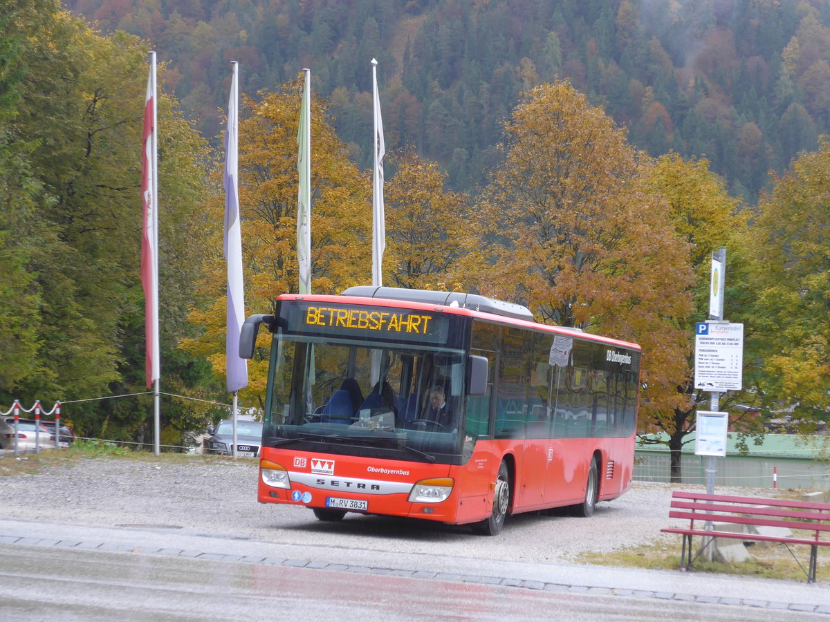 (175'903) - Aus Deutschland: RVO Mnchen - M-RV 3831 - Setra am 19. Oktober 2016 in Pertisau, Karwendellift