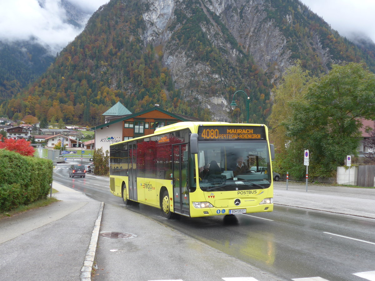 (175'935) - PostBus - BD 13'527 - Mercedes am 19. Oktober 2016 in Maurach, Mittelschule