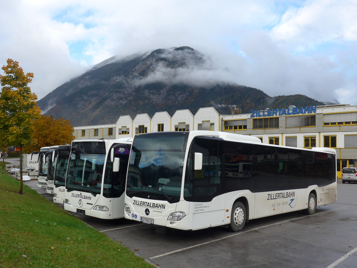 (176'012) - ZVB Jenbach - SZ 902 ZK - Mercedes am 20. Oktober 2016 in Jenbach, Garage