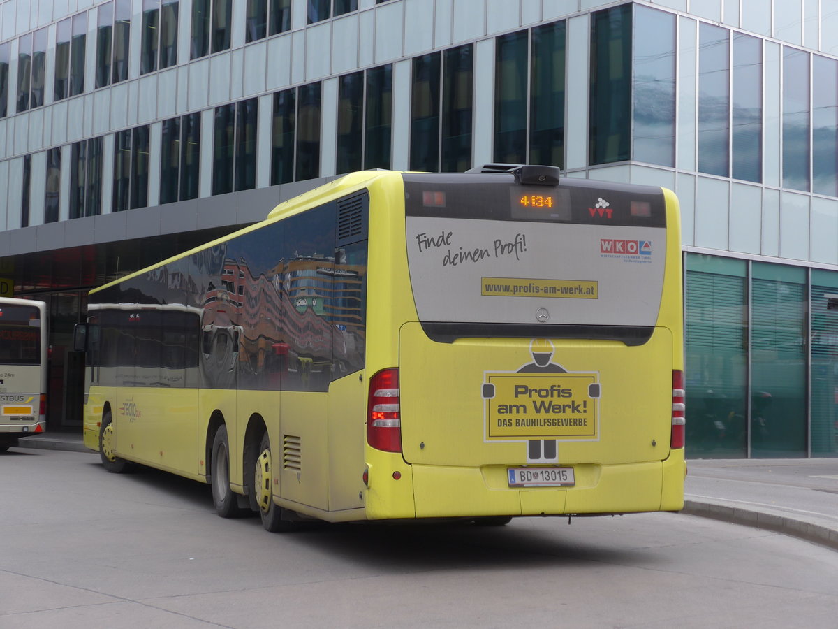 (176'153) - PostBus - BD 13'015 - Mercedes am 21. Oktober 2016 beim Bahnhof Innsbruck