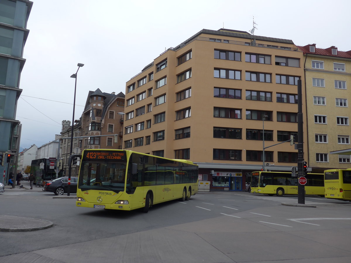 (176'159) - PostBus - PT 12'636 - Mercedes am 21. Oktober 2016 beim Bahnhof Innsbruck