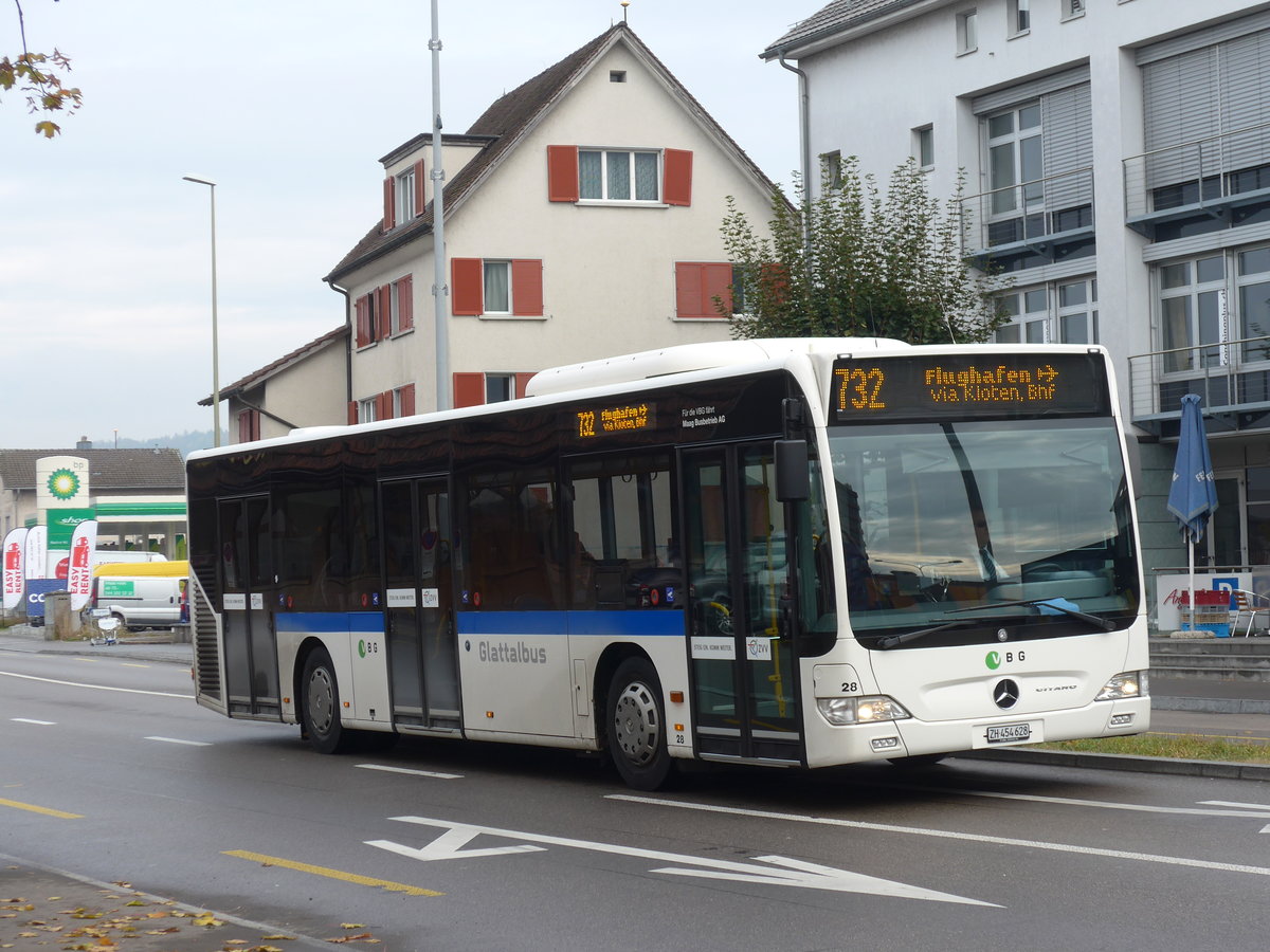 (176'285) - Maag, Kloten - Nr. 28/ZH 454'628 - Mercedes am 23. Oktober 2016 in Kloten, Zum Wilden Mann