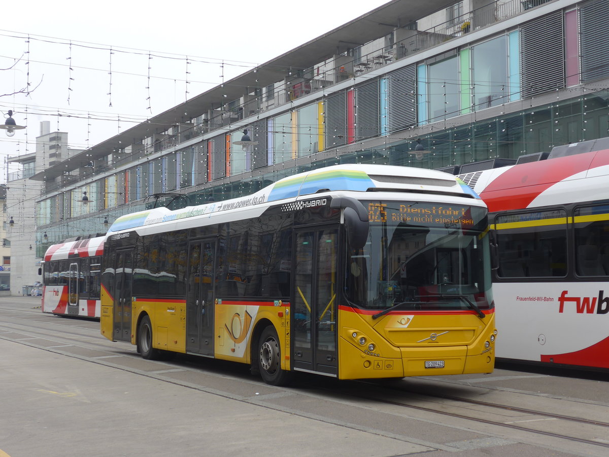 (176'442) - PostAuto Ostschweiz - TG 209'423 - Volvo am 4. November 2016 beim Bahnhof Frauenfeld