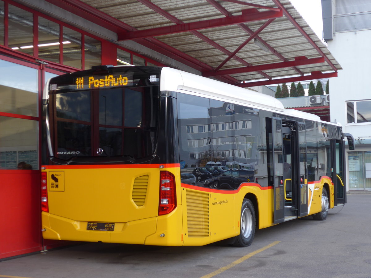 (176'562) - PostAuto Nordschweiz - (607'008) - Mercedes am 4. November 2016 in Kloten, EvoBus