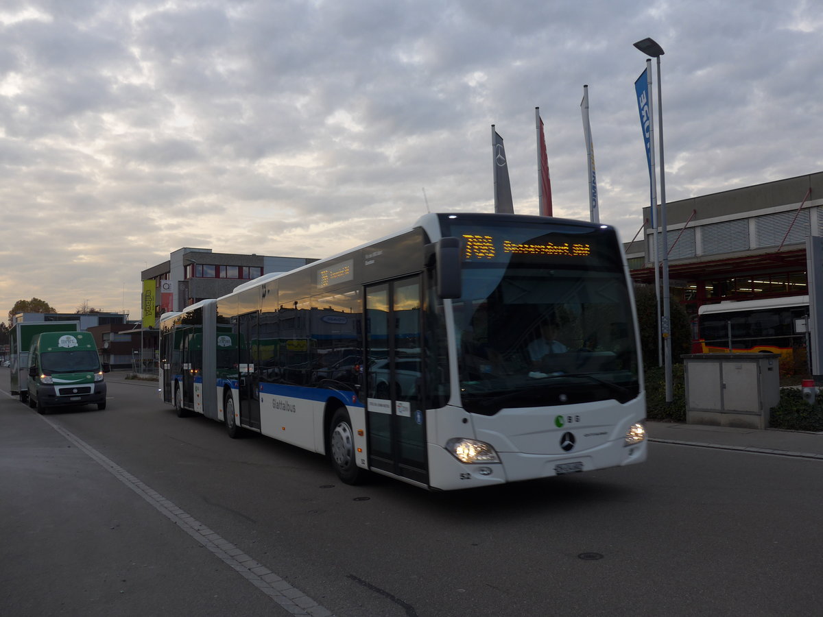 (176'572) - Welti-Furrer, Bassersdorf - Nr. 52/ZH 634'602 - Mercedes am 4. November 2016 in Kloten, EvoBus