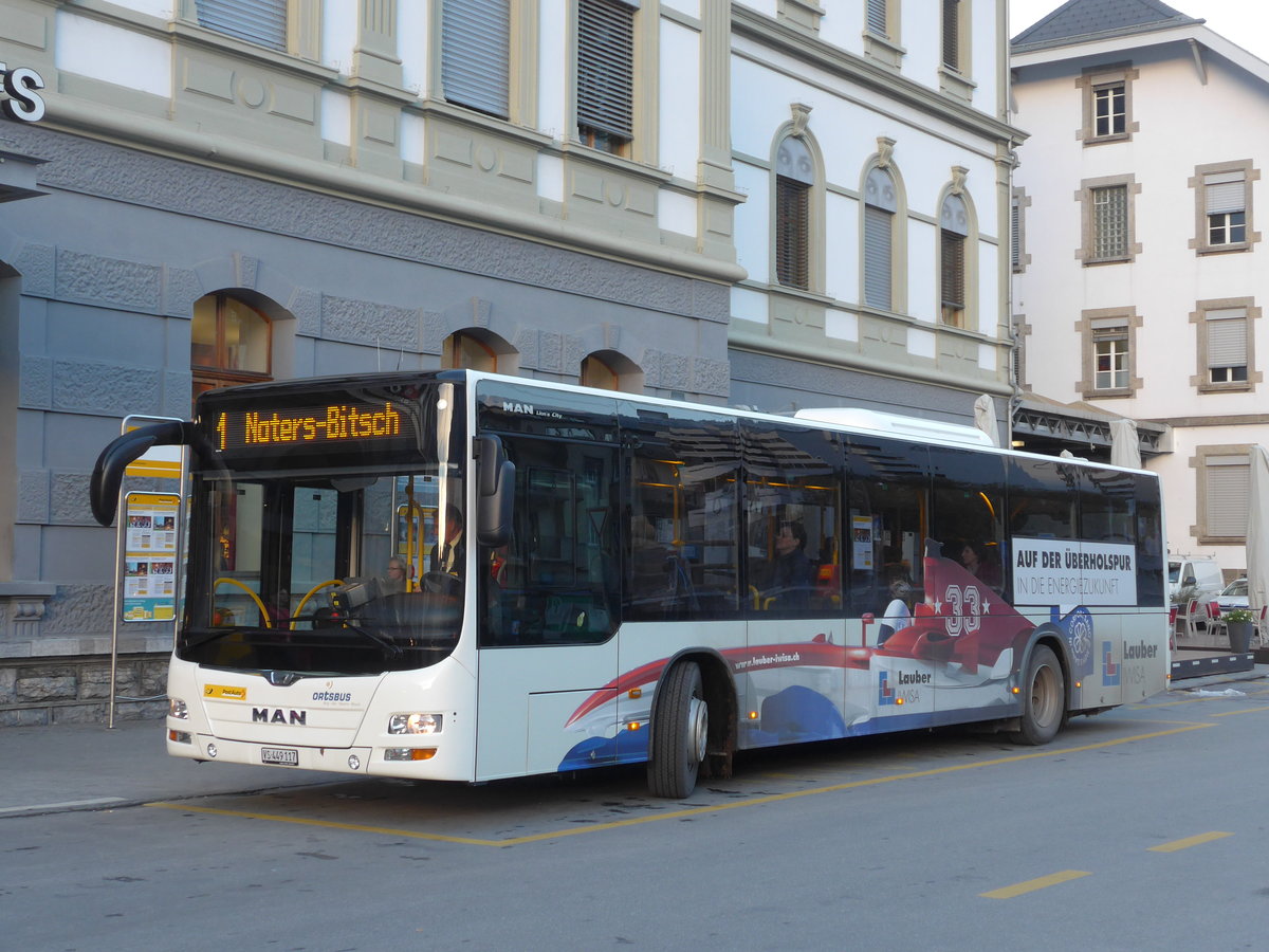 (176'643) - PostAuto Wallis - VS 449'117 - MAN am 12. November 2016 beim Bahnhof Brig