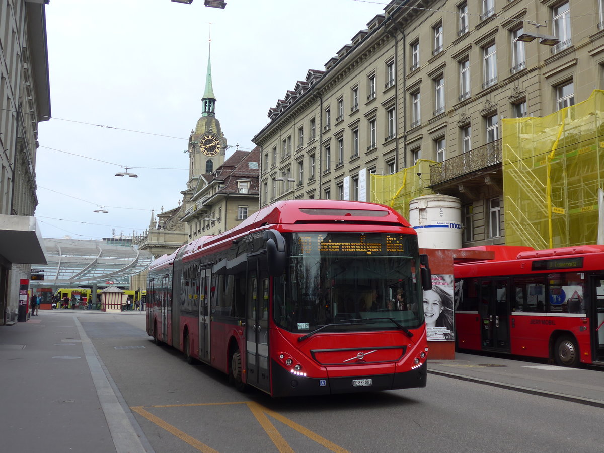 (176'684) - Bernmobil, Bern - Nr. 881/BE 832'881 - Volvo am 13. November 2016 beim Bahnhof Bern