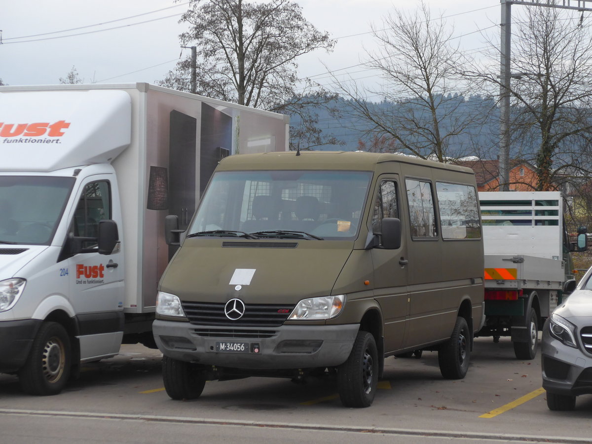 (176'714) - Schweizer Armee - M+34'056 - Mercedes am 23. November 2016 in Wil, Larag