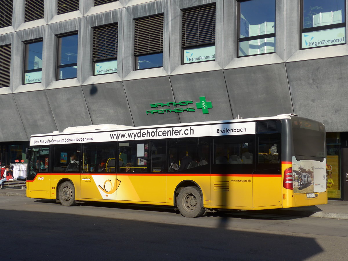 (176'893) - PostAuto Nordschweiz - BL 6144 - Mercedes am 5. Dezember 2016 beim Bahnhof Liestal