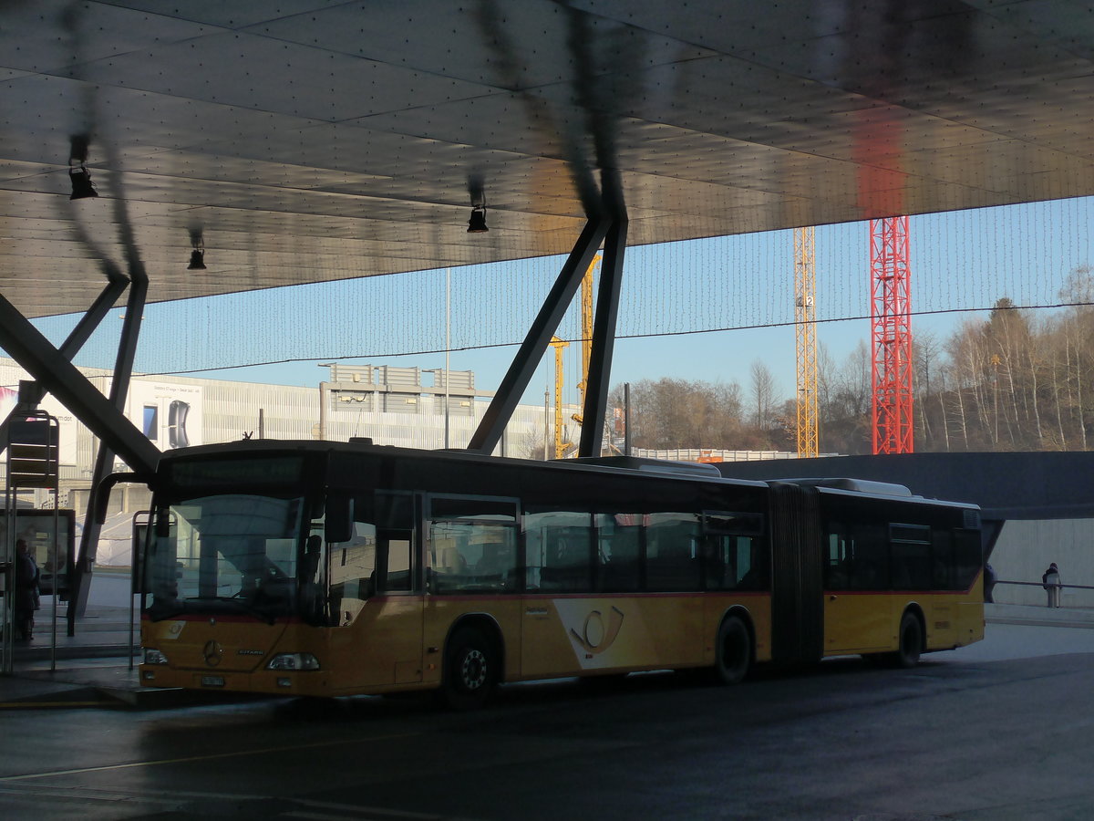 (176'962) - PostAuto Zrich - Nr. 190/ZH 780'779 - Mercedes (ex Nr. 28) am 6. Dezember 2016 in Zrich, Flughafen