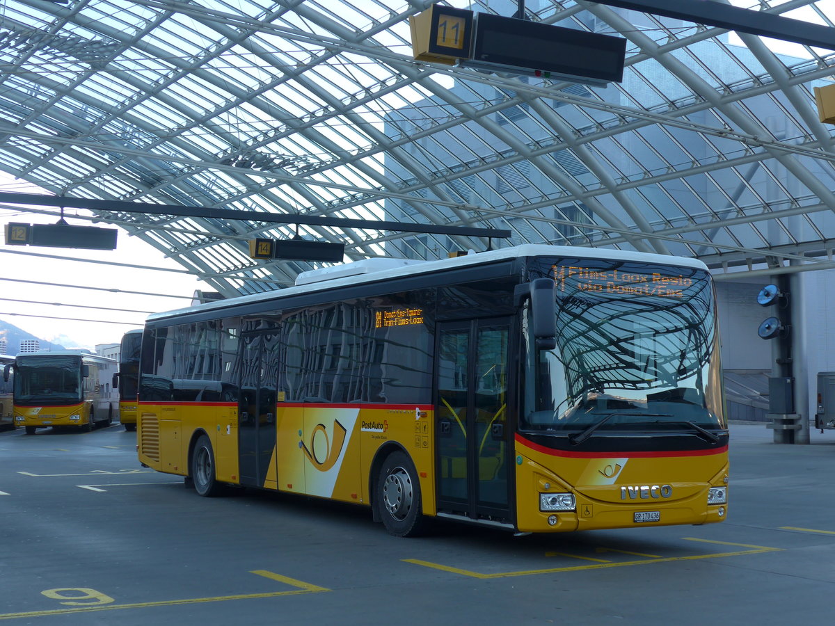 (177'083) - PostAuto Graubnden - GR 170'436 - Iveco am 10. Dezember 2016 in Chur, Postautostation