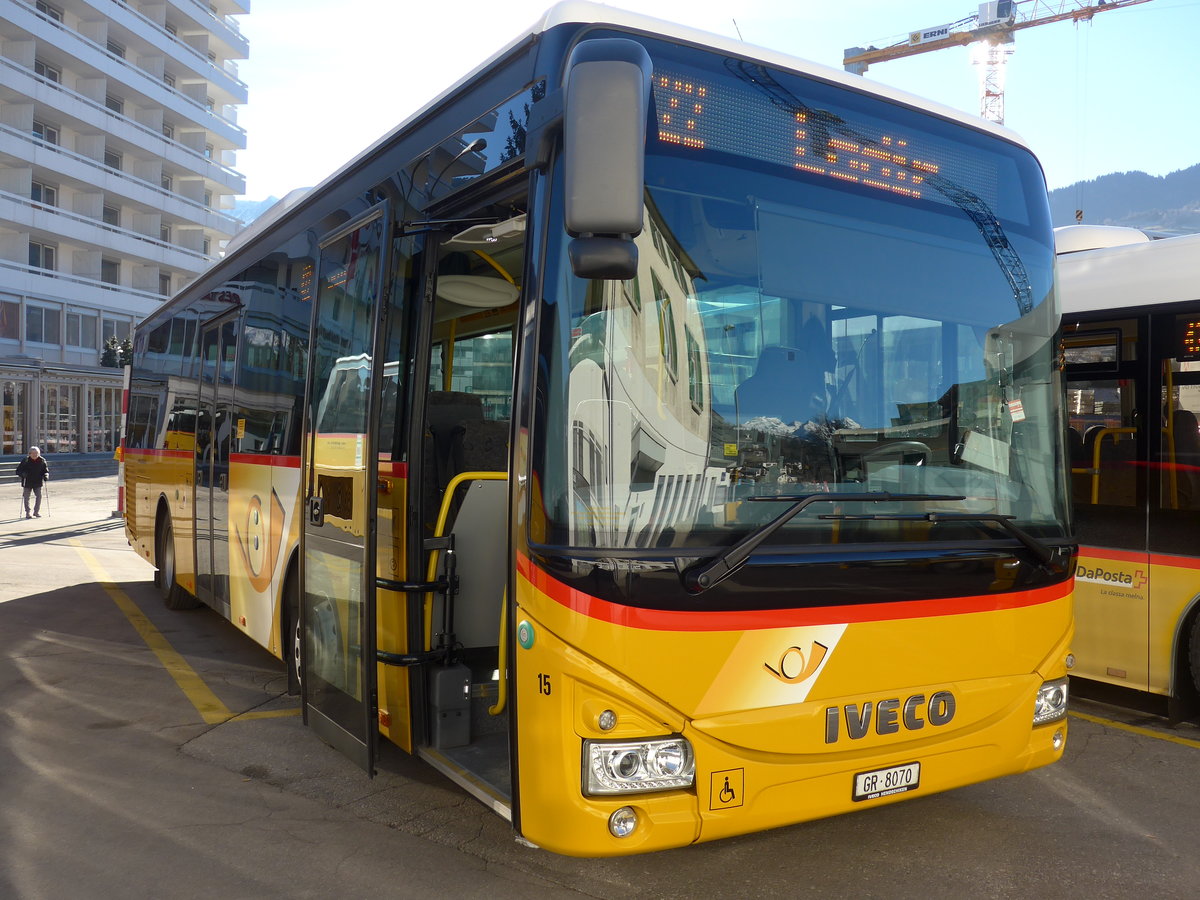 (177'108) - Fontana, Ilanz - Nr. 15/GR 8070 - Iveco (ex Nr. 4; ex Nr. 2) am 10. Dezember 2016 beim Bahnhof Ilanz