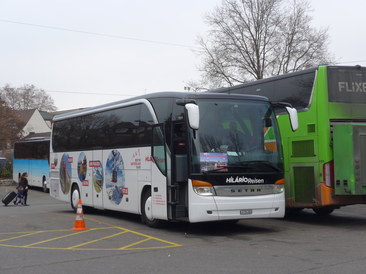 (177'319) - Hilrio, Schtz - LU 254'800 - Setra (ex Marti, Kallnach) am 24. Dezember 2016 in Zrich, Sihlquai