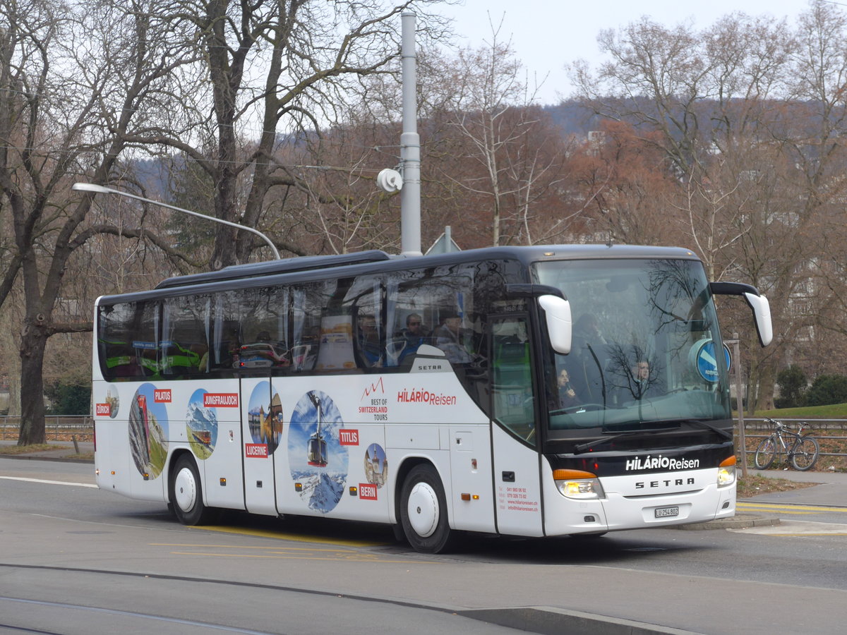 (177'328) - Hilrio, Schtz - LU 254'802 - Setra (ex Marti, Kallnach) am 24. Dezember 2016 in Zrich, Sihlquai Hauptbahnhof