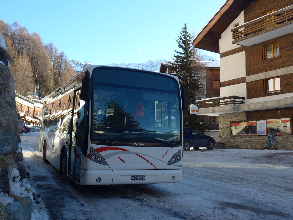 (178'096) - Michel, Vissoie - VS 427'437 - Van Hool (ex CAM Monaco/MC) am 21. Januar 2017 in Chandolin, Post