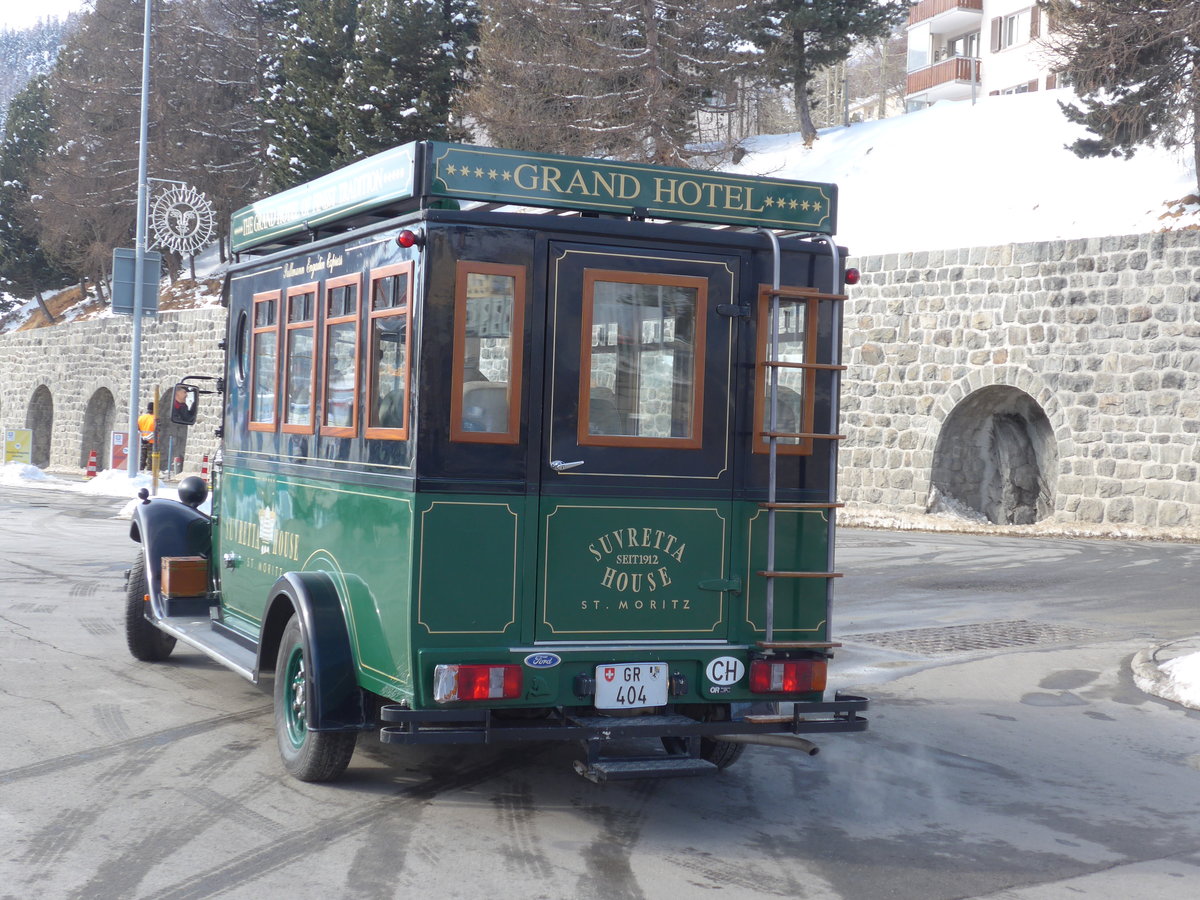 (178'407) - Suvretta-Haus, St. Moritz - GR 404 - Ford am 9. Februar 2017 beim Bahnhof St. Moritz