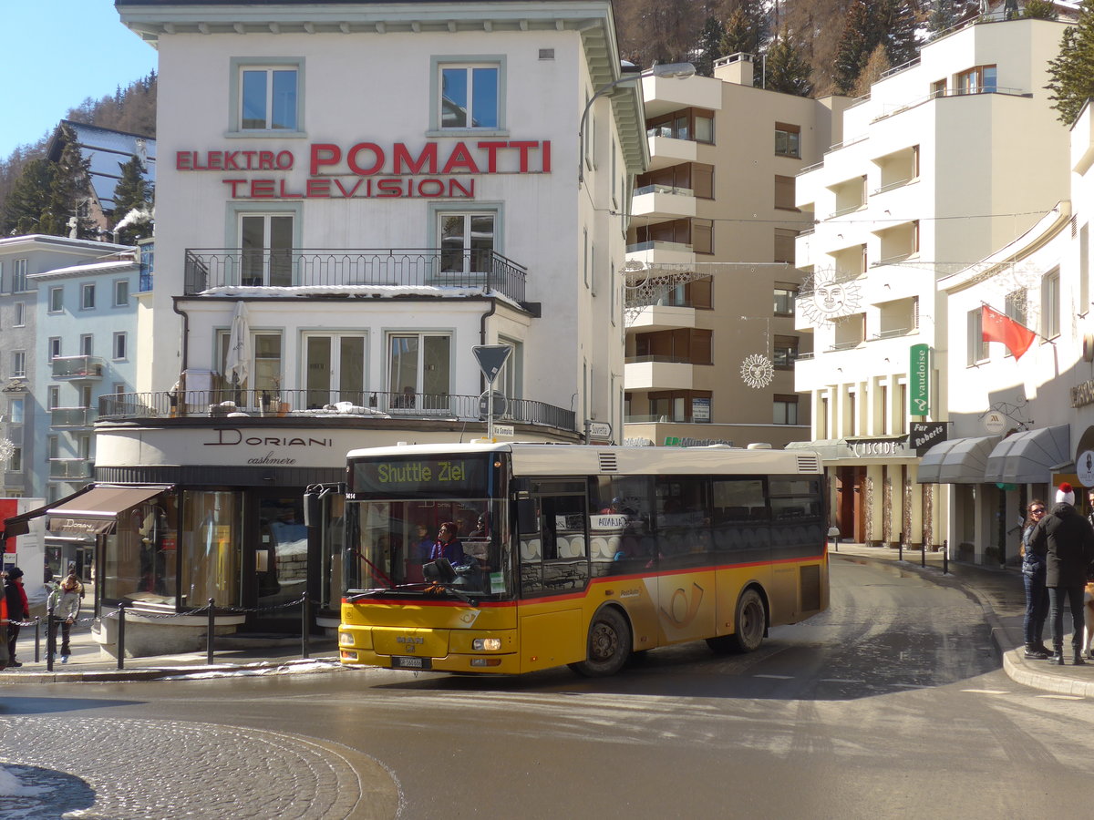 (178'590) - Fontana, Ilanz - GR 160'686 - MAN/Gppel (ex PostAuto Graubnden; ex Hartmann, Monstein) am 18. Februar 2017 in St. Moritz, Hotel Schweizerhof