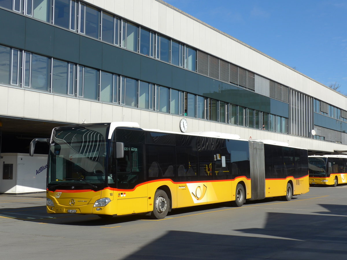 (178'678) - Steiner, Ortschwaben - Nr. 18/BE 42'726 - Mercedes am 20. Februar 2017 in Bern, Postautostation