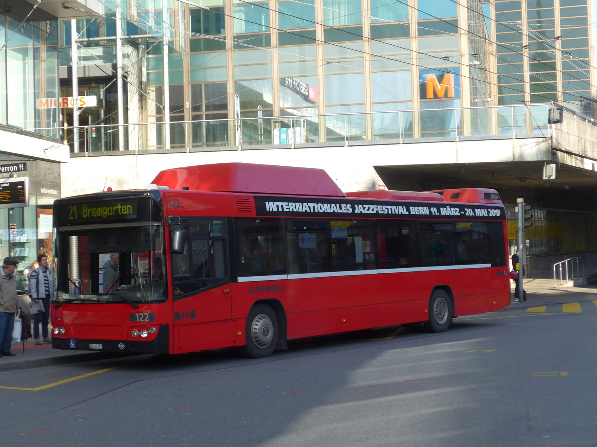 (178'859) - Bernmobil, Bern - Nr. 122/BE 624'122 - Volvo am 11. Mrz 2017 beim Bahnhof Bern