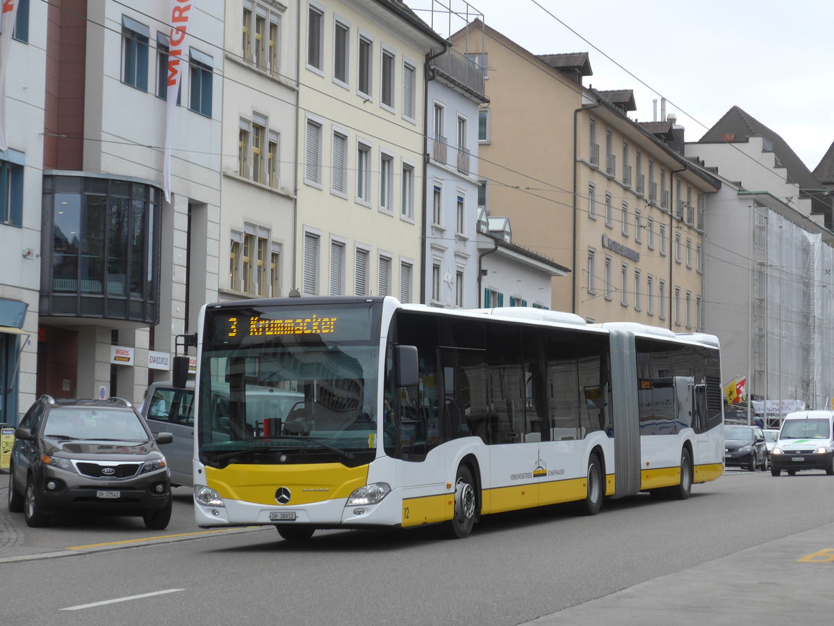 (179'042) - VBSH Schaffhausen - Nr. 12/SH 38'012 - Mercedes am 20. Mrz 2017 beim Bahnhof Schaffhausen