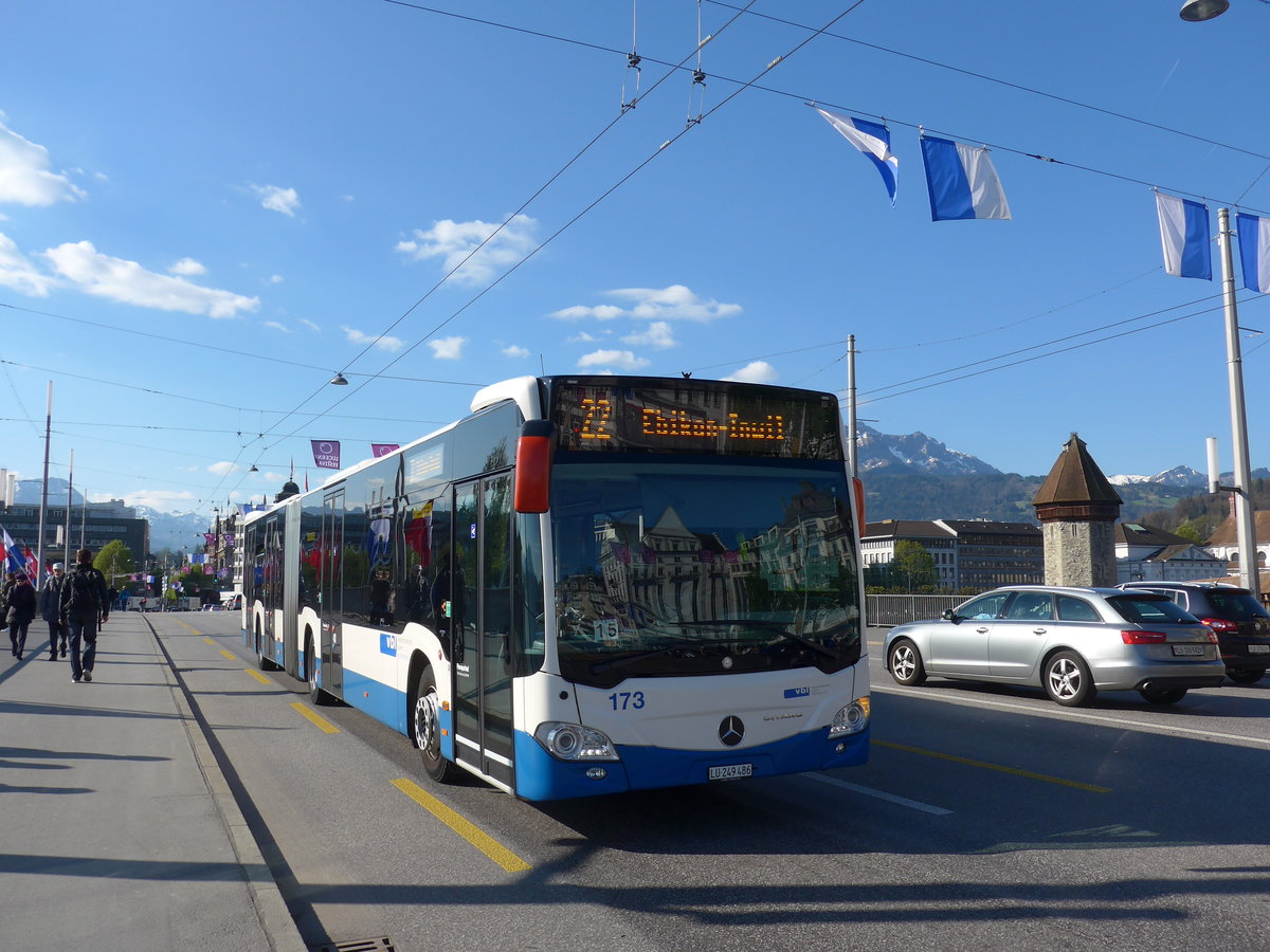 (179'400) - VBL Luzern - Nr. 173/LU 249'486 - Mercedes am 10. April 2017 in Luzern, Bahnhofbrcke